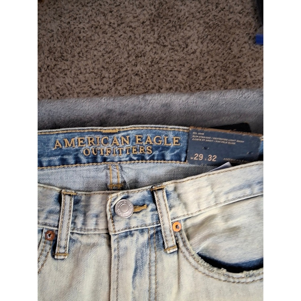 American Eagle Slim Straight Destroyed Light Wash Patched Jeans 29x32 3446-953 - Picture 11 of 16